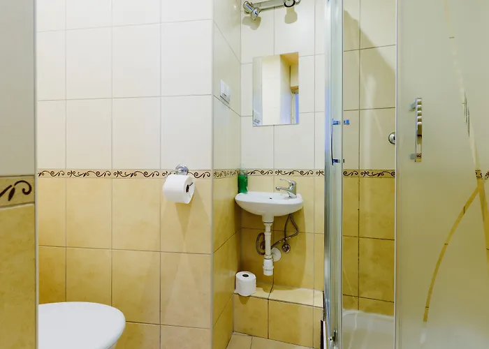 بيت شباب Tara *