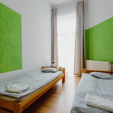 Hostal Tara *